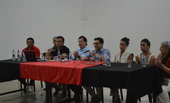 Lo de Adrián Bruffal "es mitad verdad, mitad mentira"
