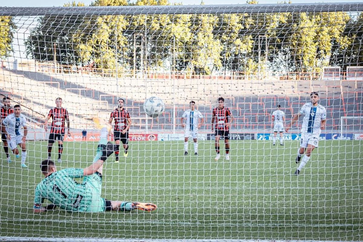 Patronato jugando en el José María Minella: 1 triunfo en 11 partidos
