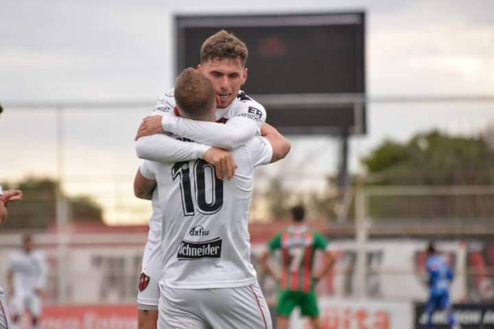 Coronel igualó al Pitu como goleador de Patronato