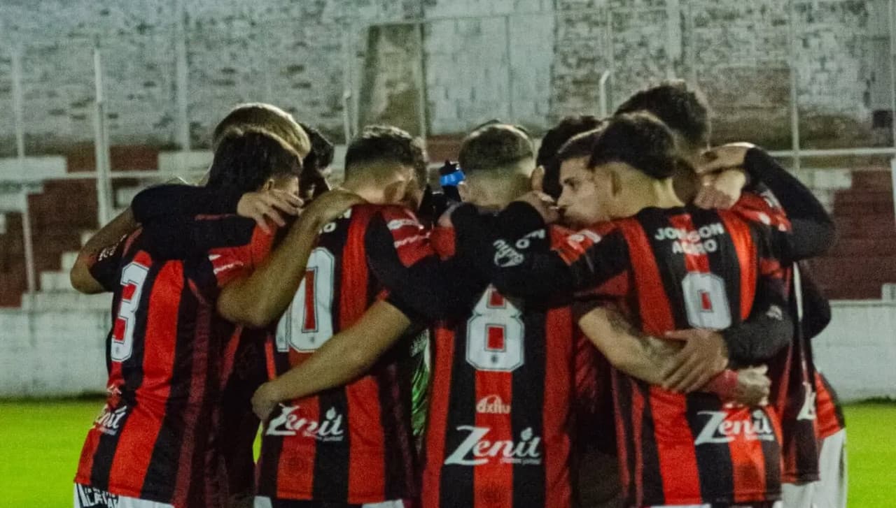 Patronato perdió ante Paraná y quedó como subcampeón de la Copa Túnel