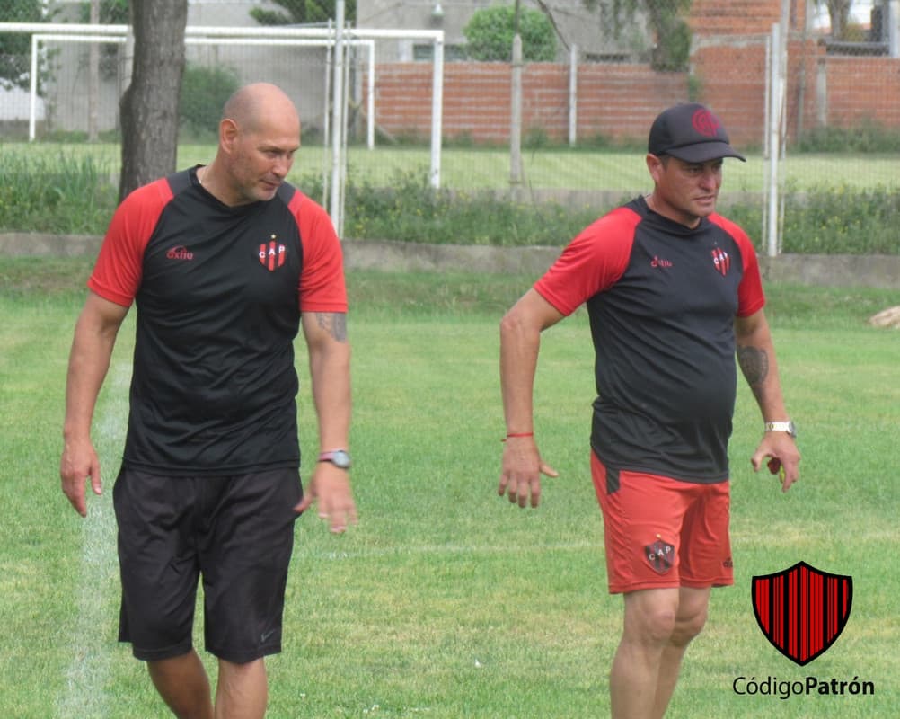 Candia, contundente: "El que no deje la vida por esta camiseta, no jugará"