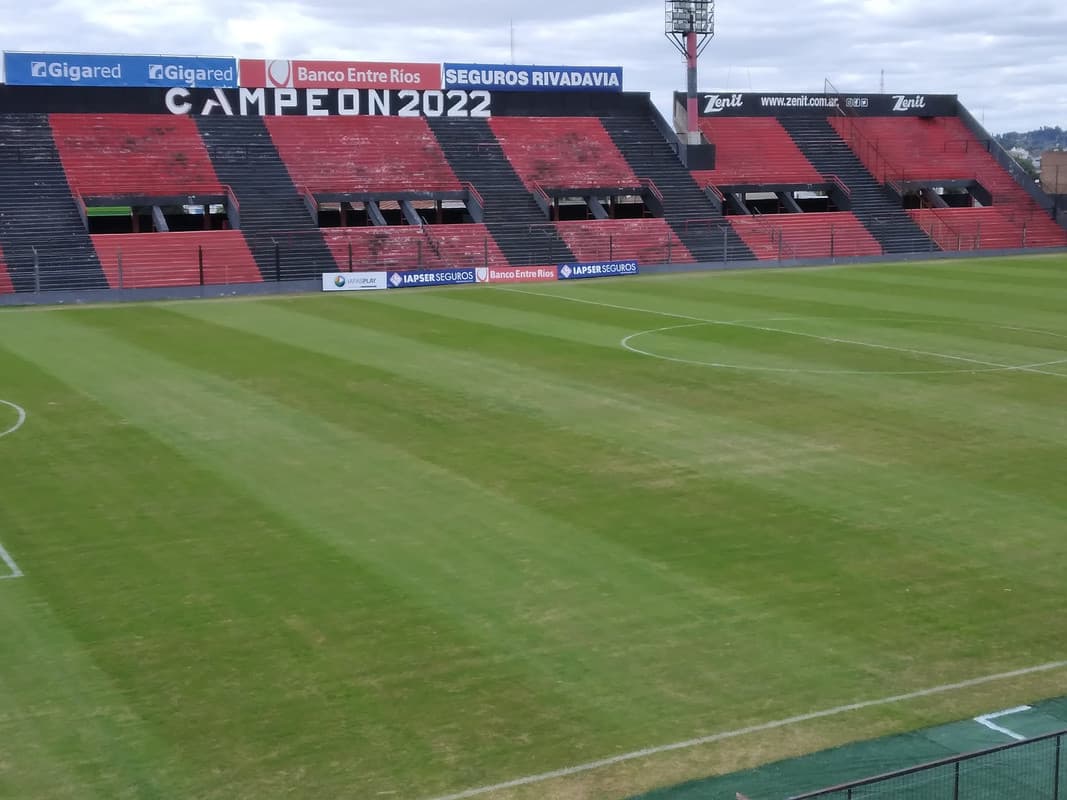 Patronato realiza trabajos de topografía en el Estadio Grella