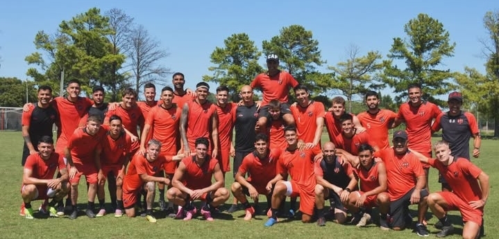 ¿Qué futbolistas arrancarían la pretemporada en Patronato?