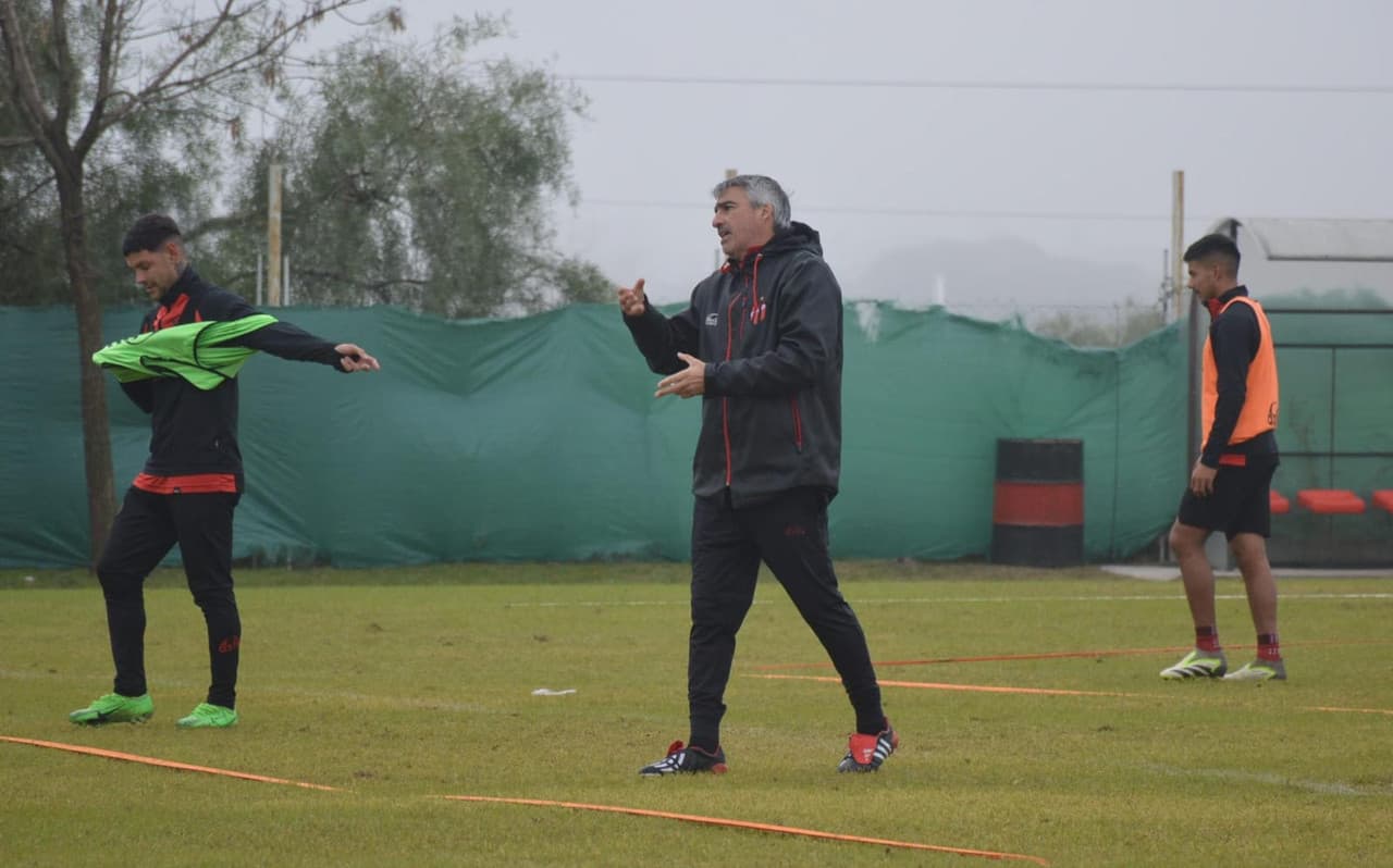 Con Sosa y esperando a Enrique, Patronato ya piensa en Los Andes