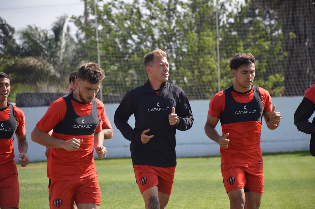 Patronato recuperó a tres futbolistas
