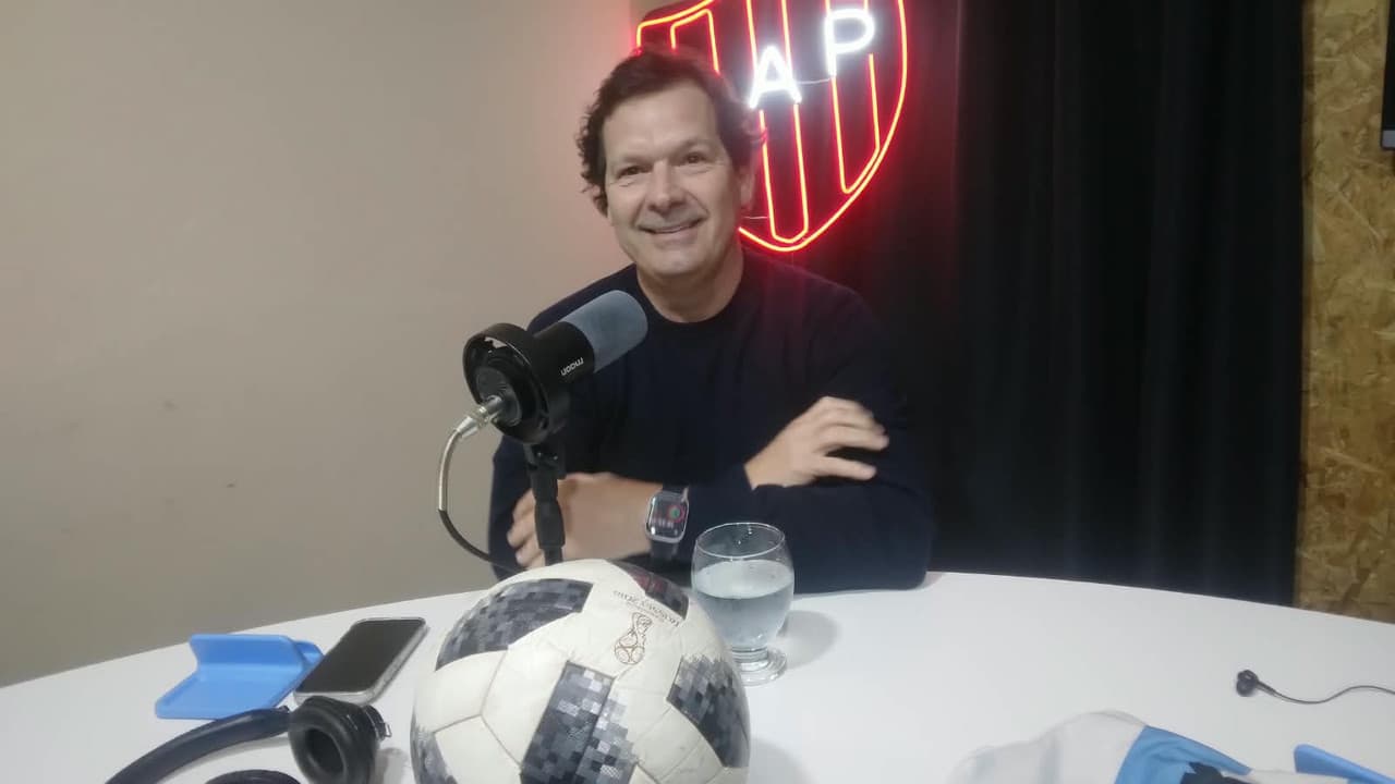 Adrián Bruffal en Código Patrón: la llegada de Fuentes, el ciclo Candia y parte del balance deportivo