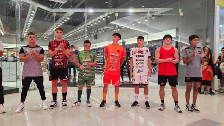 Patronato presentó su nueva camiseta ¿Cuánto cuesta?