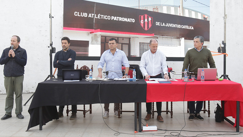 Rumbo a la Era Bruffal: Patronato se prepara para el inicio de una "nueva etapa" dirigencial