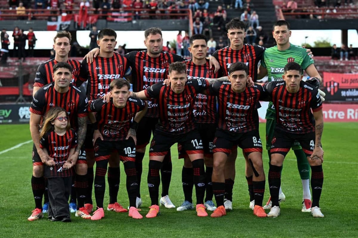 "Seguimos peleando con los de arriba"