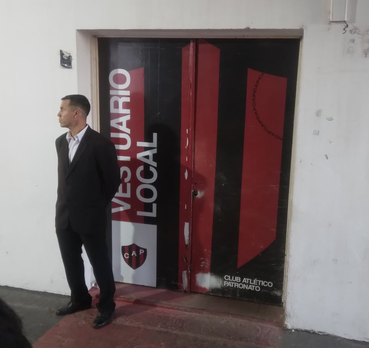 Patronato y un nuevo cónclave con Candia tras otro empate en el Grella