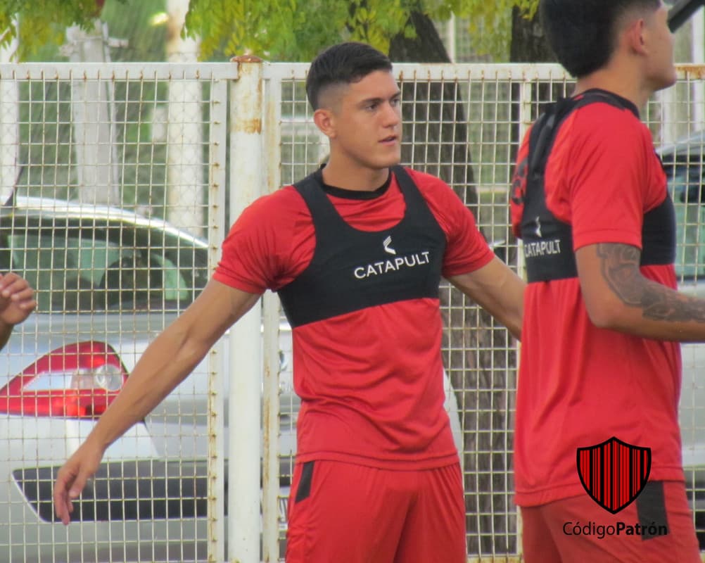 Burdisso y Varela son bajas en Patronato